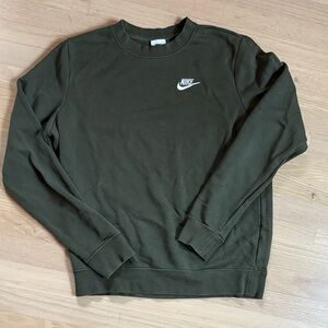 Nike Men's Dark Green Crewneck Sweater